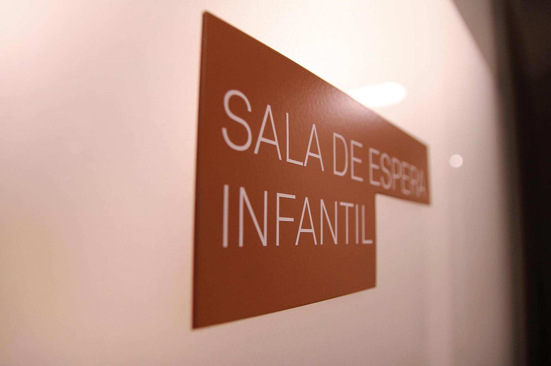 sala de espera infantil clinica Blanco Ramos