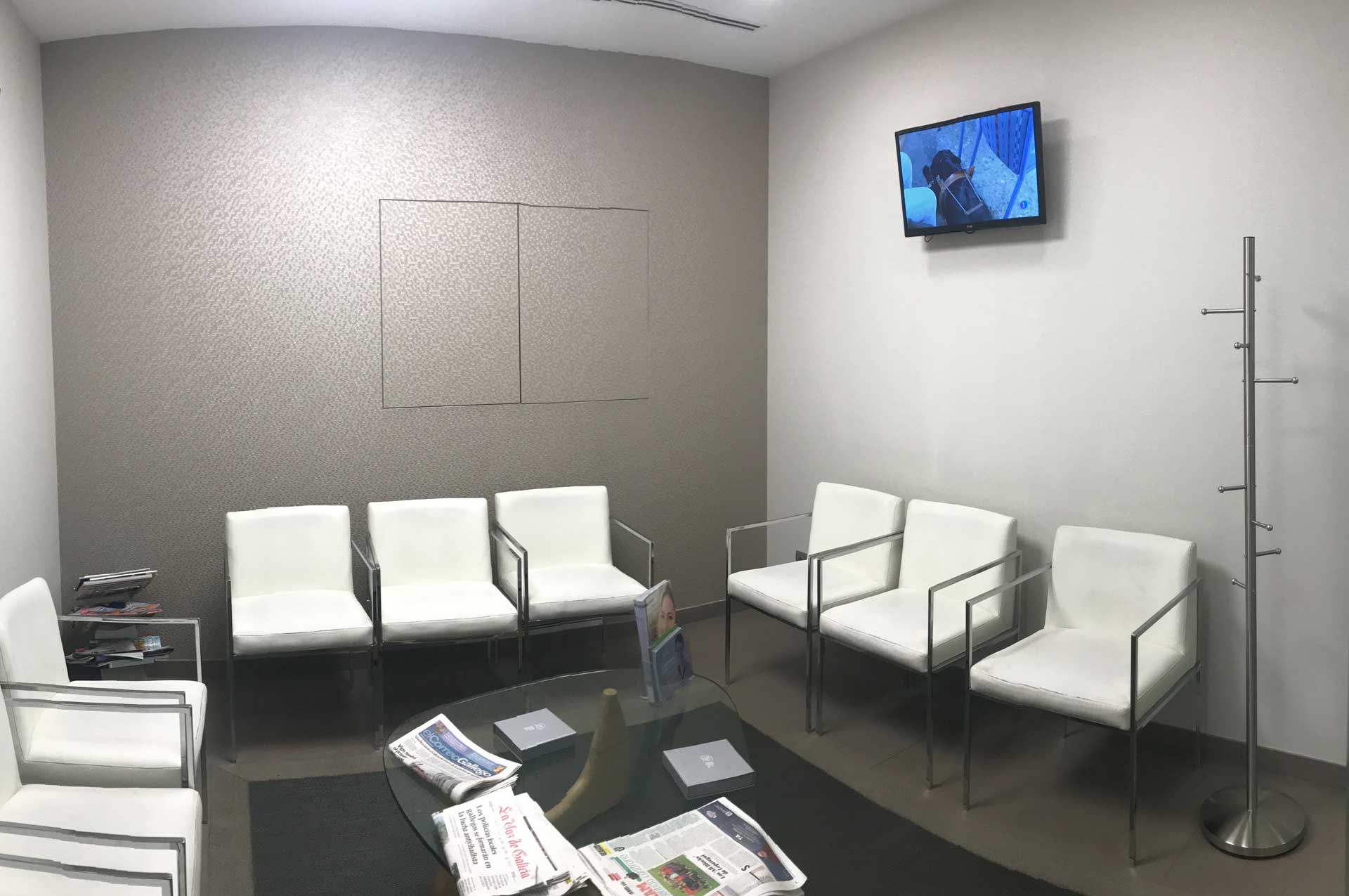 sala de espera clinica blanco ramos